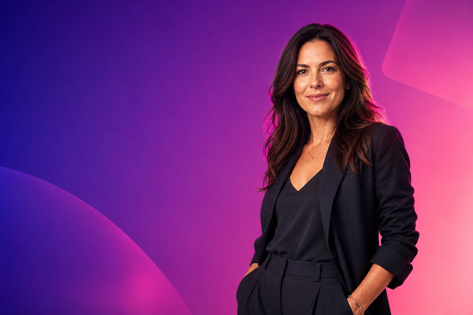 Independent business strategist against a purple and pink gradient